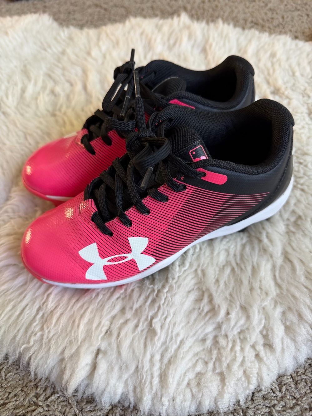 EUC Baseball/Softball Cleats | Under Armour | Sz 1 - Picture 2 of 7